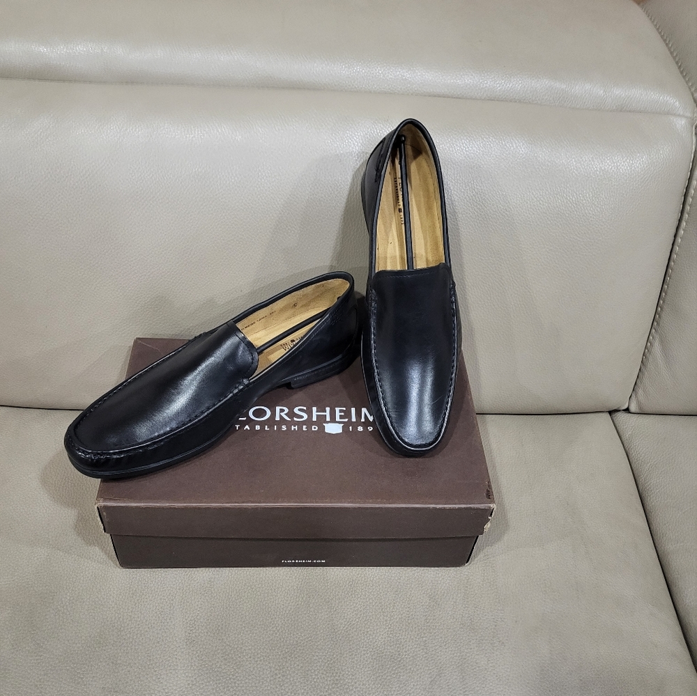 Dress shoes size 12